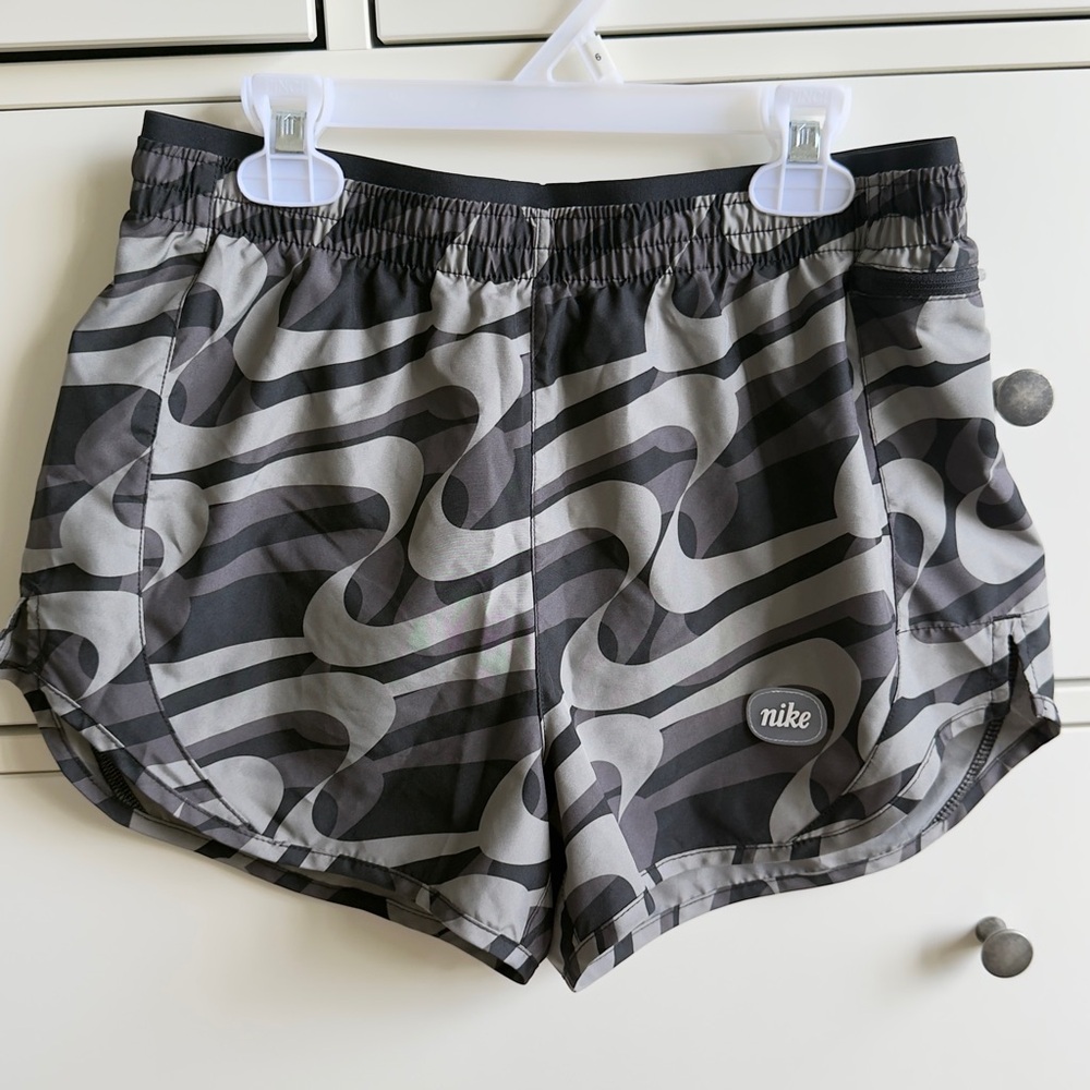 Nike - S - running shorts Dri-FIT